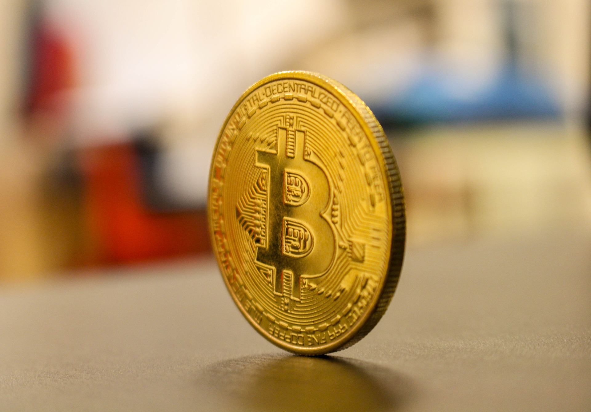 Am tranzacționare zilnică cu cripto poți investi inițial doar 500 USD în bitcoin